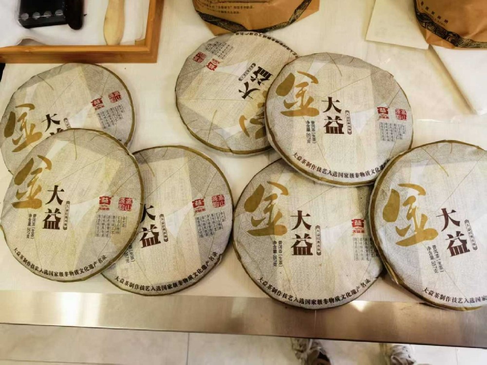 温州老茶客亲测：回收普洱茶哪个平台好？我的实战经验分享